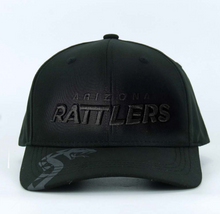 Cargar imagen en el visor de la galería, All Black Fusion Hat
